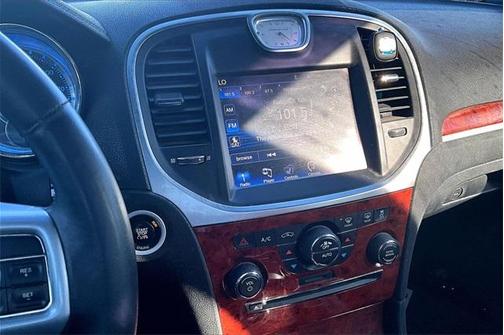 2014 Chrysler 300 Base