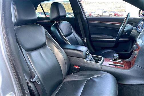 2014 Chrysler 300 Base