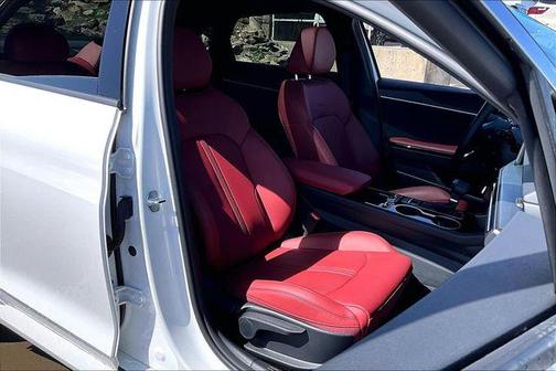 Snow White Pearl 2026 Kia K5 GT-Line