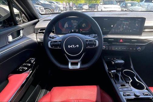 Snow White Pearl 2026 Kia K5 GT-Line