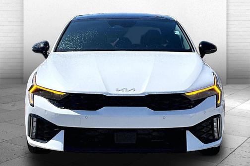 Snow White Pearl 2026 Kia K5 GT-Line