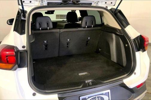 Summit White 2025 Buick Encore GX Preferred