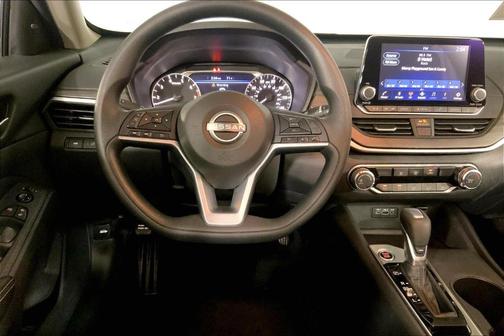 Black 2025 Nissan Altima SV