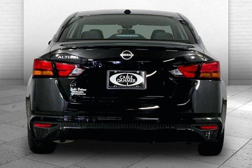 Black 2025 Nissan Altima SV