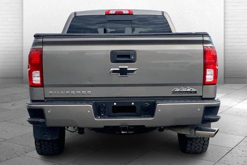 2017 Chevrolet Silverado 1500 High Country