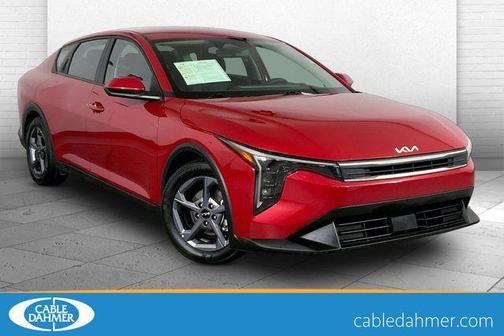 Currant Red 2025 Kia K4