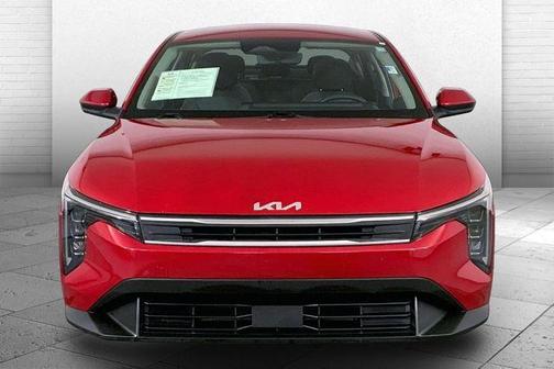 Currant Red 2025 Kia K4