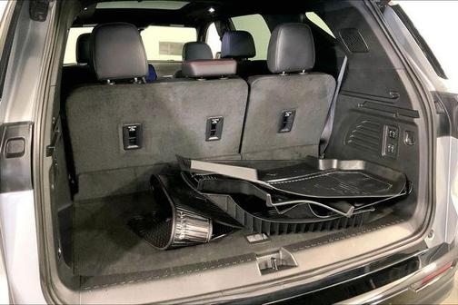 Sterling Gray Metallic 2024 Chevrolet Traverse RS