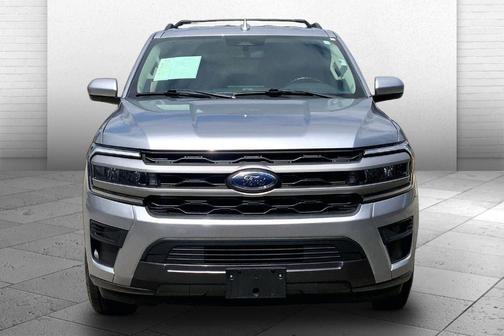 Iconic Silver Metallic 2024 Ford Expedition Max XLT