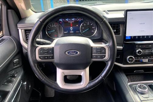 Iconic Silver Metallic 2024 Ford Expedition Max XLT