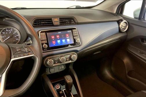 Brilliant Silver Metallic 2025 Nissan Versa 1.6 SV
