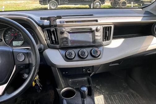 Classic Silver Metallic 2013 Toyota RAV4 LE