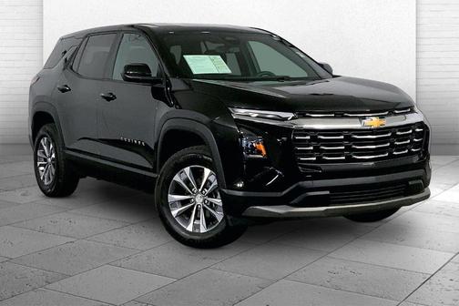 Mosaic Black Metallic 2026 Chevrolet Equinox LT