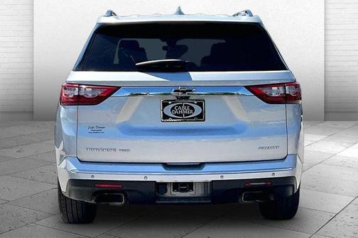Silver Ice Metallic 2021 Chevrolet Traverse Premier