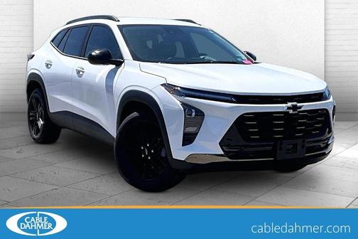 Summit White 2026 Chevrolet Trax ACTIV