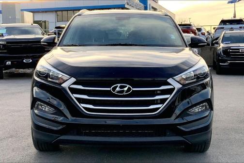 2017 Hyundai TUCSON SE Plus