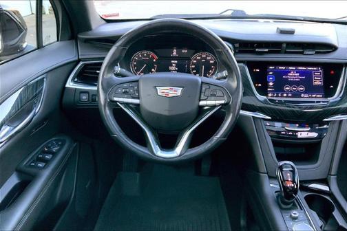 2022 Cadillac XT6 Premium Luxury AWD