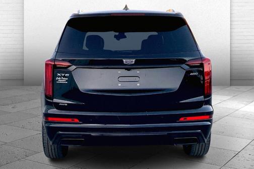 2022 Cadillac XT6 Premium Luxury AWD