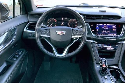 2022 Cadillac XT6 Premium Luxury AWD