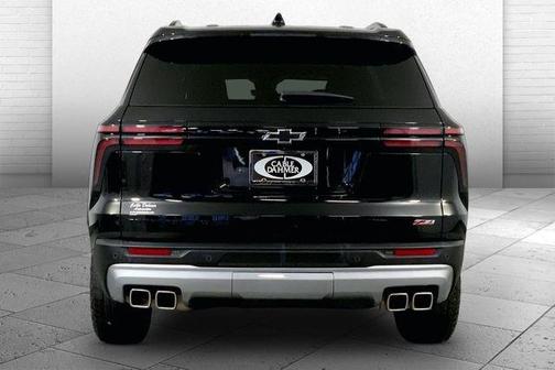 Mosaic Black Metallic 2024 Chevrolet Traverse Z71