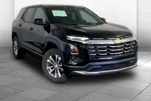 Mosaic Black Metallic 2026 Chevrolet Equinox LT