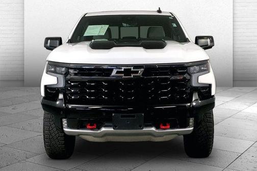 Summit White 2025 Chevrolet Silverado 1500 ZR2