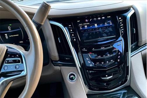 2019 Cadillac Escalade Platinum
