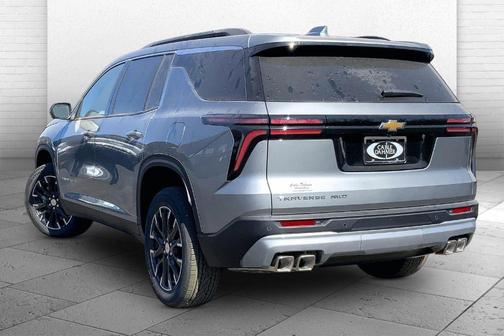 Sterling Gray Metallic 2026 Chevrolet Traverse LT