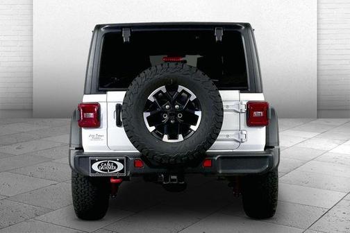 Bright White Clearcoat 2026 Jeep Wrangler Rubicon