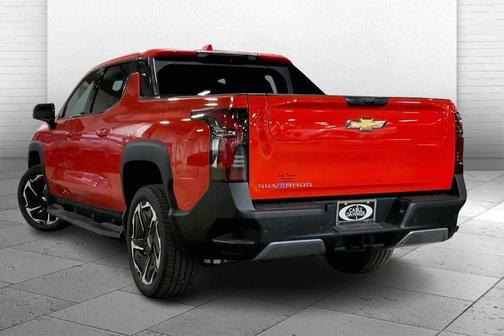 2026 Chevrolet Silverado EV Extended Range LT