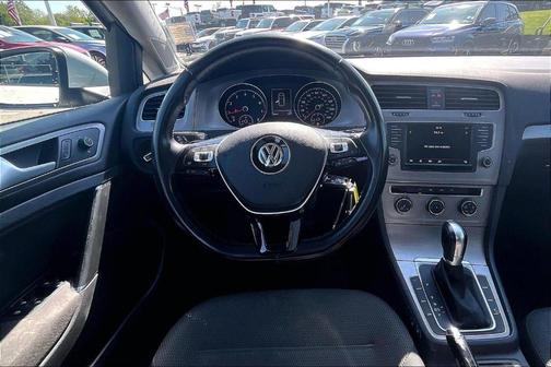 Pure White 2016 Volkswagen Golf TSI S 4-Door