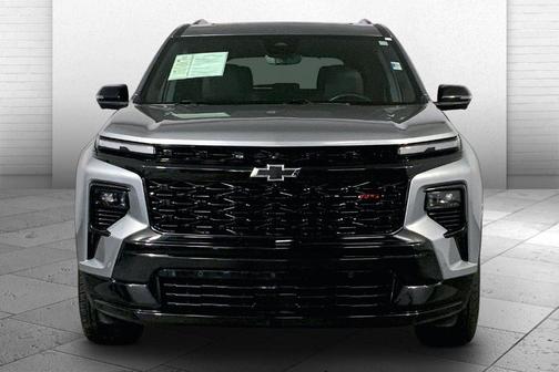 Sterling Gray Metallic 2024 Chevrolet Traverse RS
