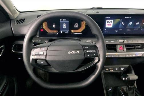 Aurora Black Pearl 2025 Kia K4