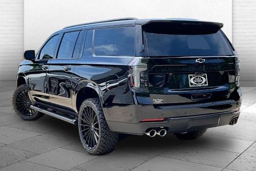 Black 2026 Chevrolet Suburban Z71
