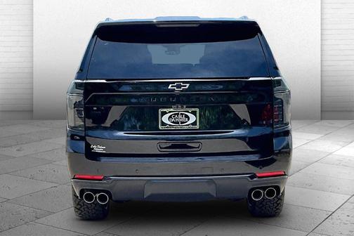 Black 2026 Chevrolet Suburban Z71