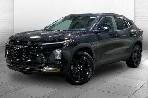 Mosaic Black Metallic 2026 Chevrolet Trax ACTIV