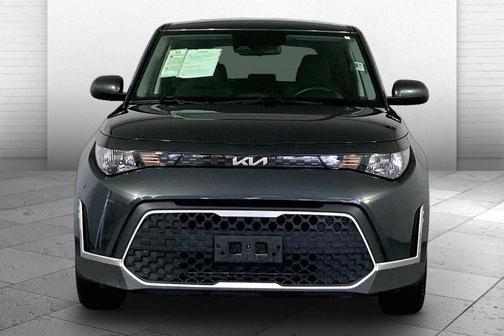 Gravity Gray 2025 Kia Soul LX