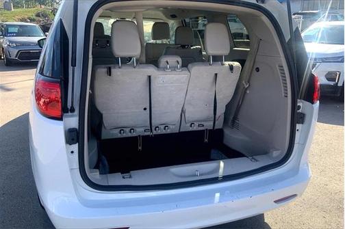 2021 Chrysler Voyager LXI