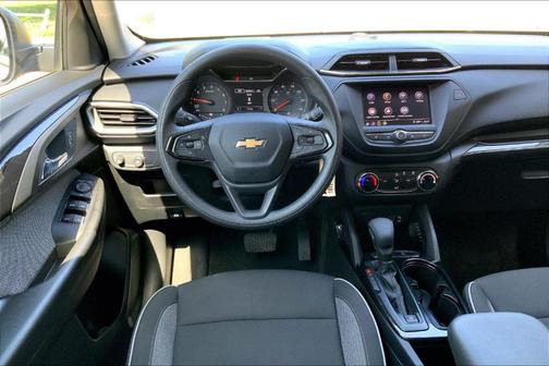Mosaic Black Metallic 2023 Chevrolet Trailblazer LS