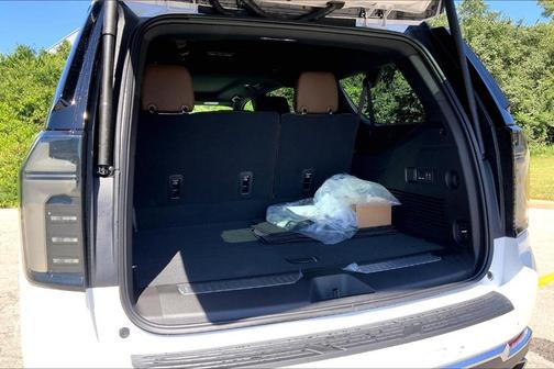 2025 Chevrolet Suburban High Country