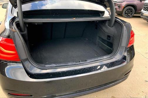 2018 BMW 330e iPerformance