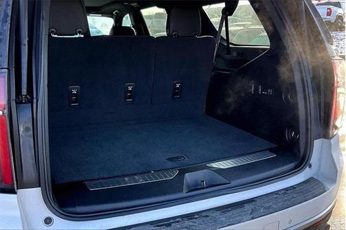 2021 Chevrolet Suburban High Country