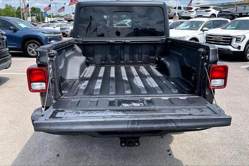 Granite Crystal Clearcoat Metallic 2022 Jeep Gladiator Sport
