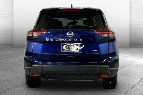 Deep Ocean Blue 2025 Nissan Rogue SV