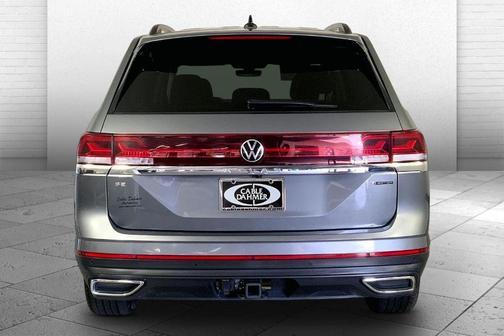 Platinum Gray Metallic 2025 Volkswagen Atlas 2.0T SE