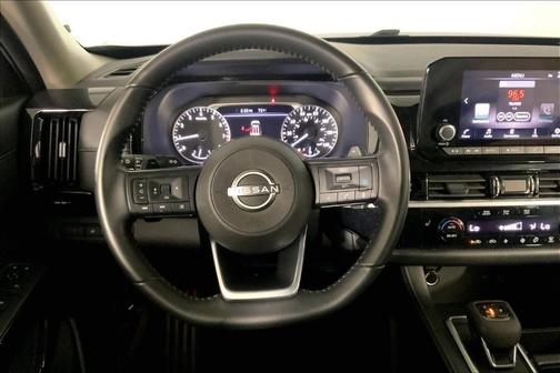 Deep Ocean Blue 2025 Nissan Pathfinder SV