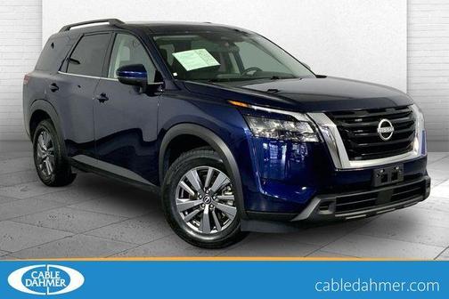 Deep Ocean Blue 2025 Nissan Pathfinder SV