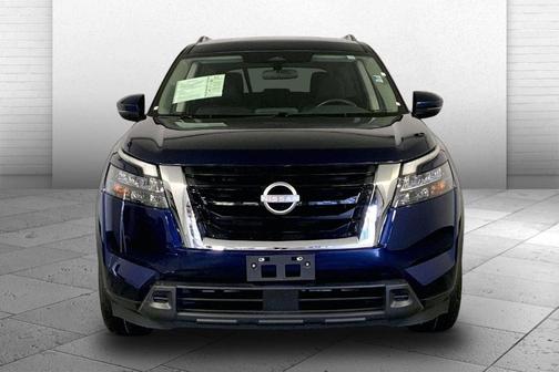 Deep Ocean Blue 2025 Nissan Pathfinder SV