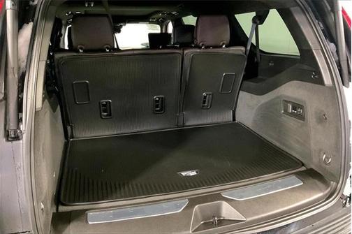 2022 Cadillac Escalade ESV Sport Platinum