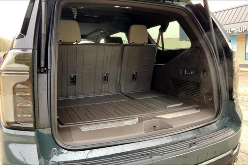 2026 Chevrolet Suburban Z71